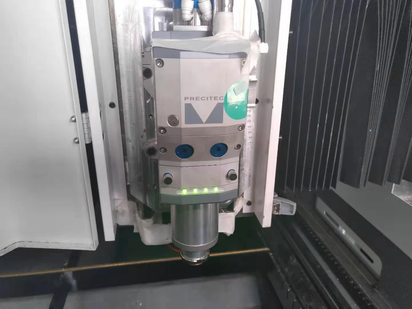 Laser cutting head Laser cutting head